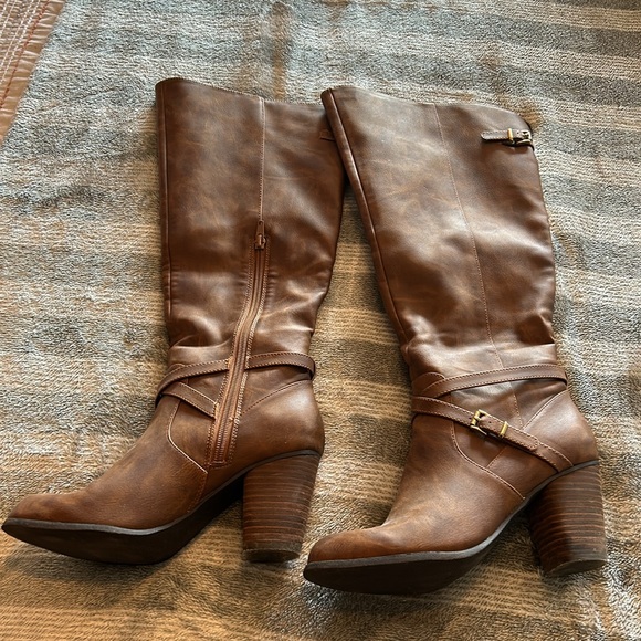 Madden girl heeled boots - Picture 3 of 9